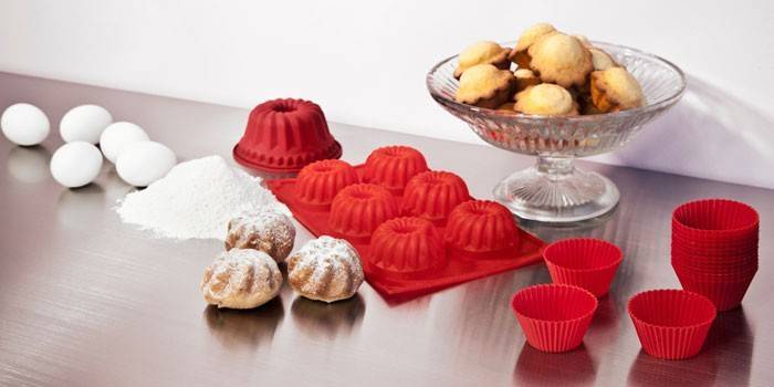 Silikona veidnes smalkmaizītēm un cupcakes