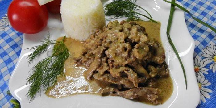 Beef Stroganoff in einer cremigen Sauce