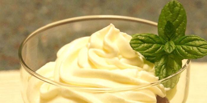 Klar creme Charlotte