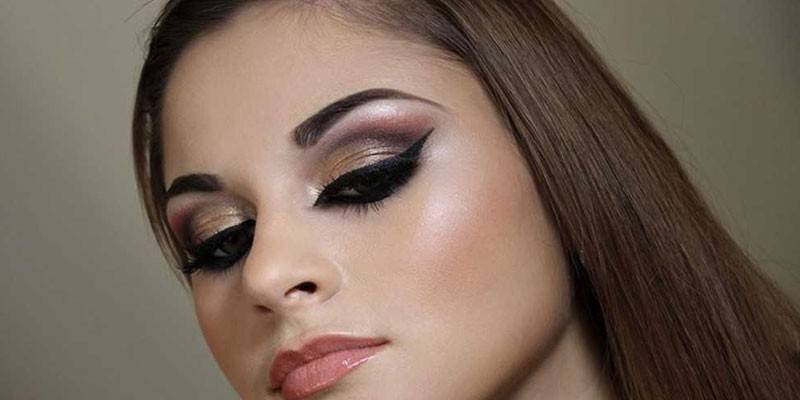 Maquillage de flèche