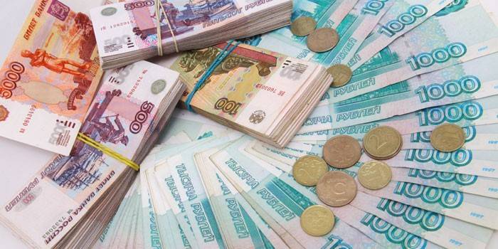 Banknotai ir monetos