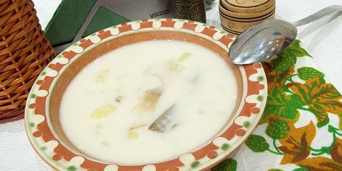 شوربة الجبنة