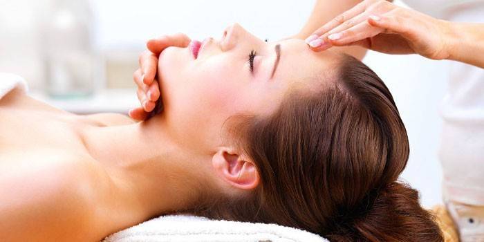 Chica en el spa