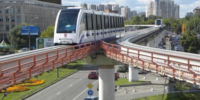 Banliyöde kolay metro