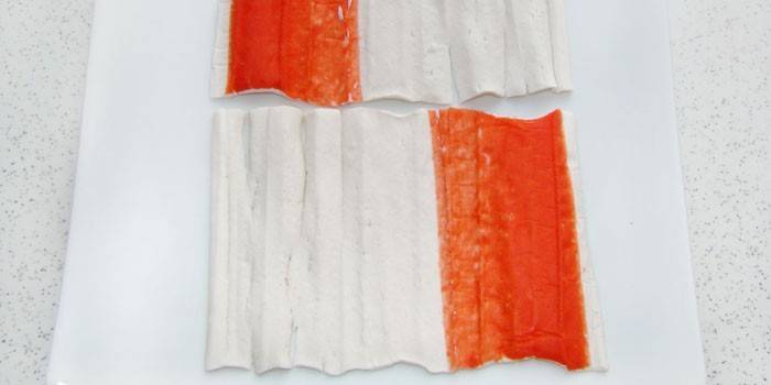 Bâtonnets de crabe dépliés