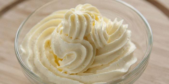 Charlotte Butter Custard
