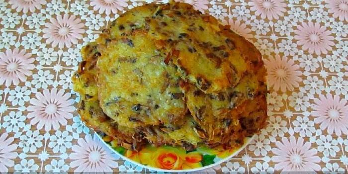Tortitas de papa con champiñones