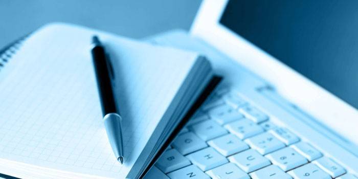 Notebook, toll és laptop