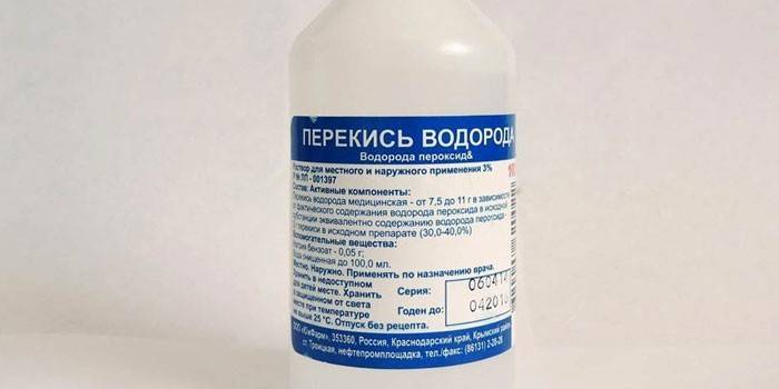 Водороден пероксид в бутилка