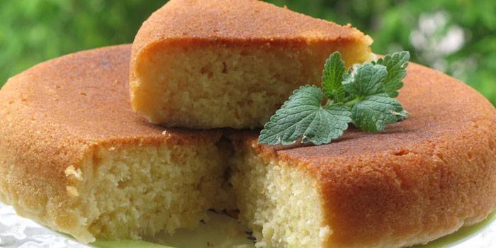 Cắt bánh semolina