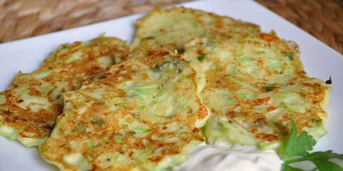 Fertige Zucchinistückchen ohne Mehl