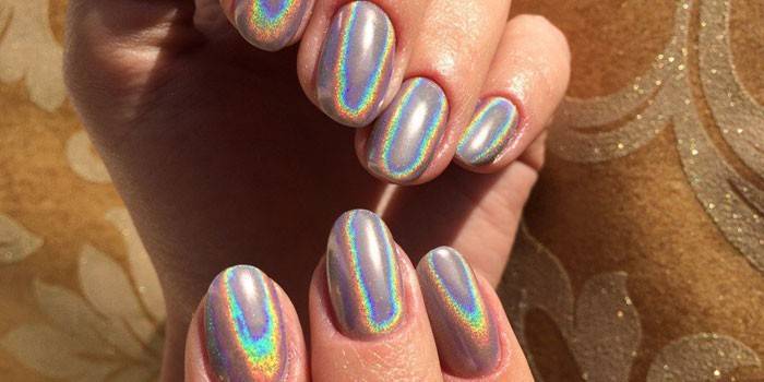 Design de unhas holográfico
