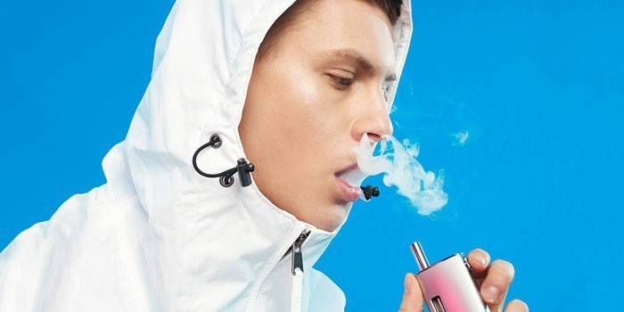Vaperis rūko