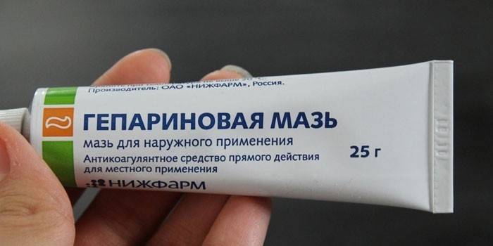 Unguent cu heparina in mana