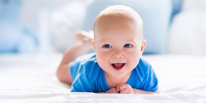 Niño sonriendo
