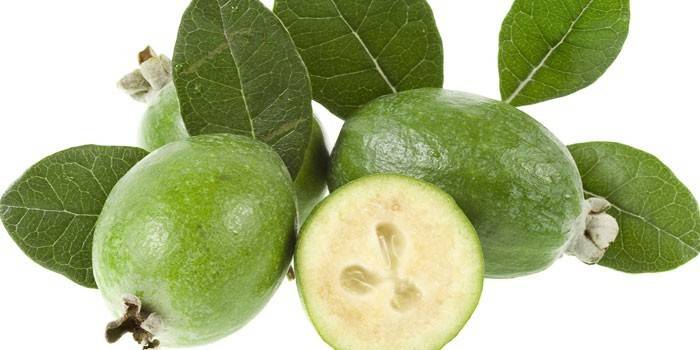 Feijoa-hedelmät
