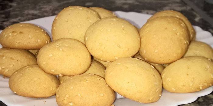 Biscoitos em creme azedo