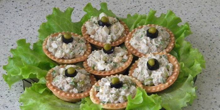 Crostatine con insalata di fegato di merluzzo