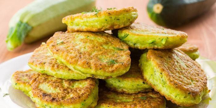 Zucchinistückchen