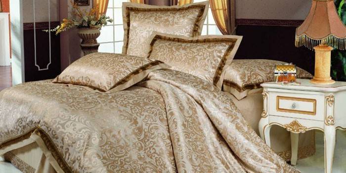 Bett mit Schlafzimmer