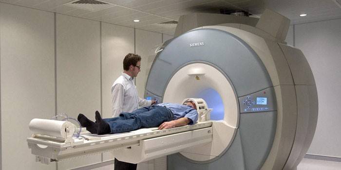 MRI ασθενή και γιατρό