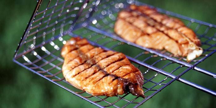 Grillattua kalafilettä