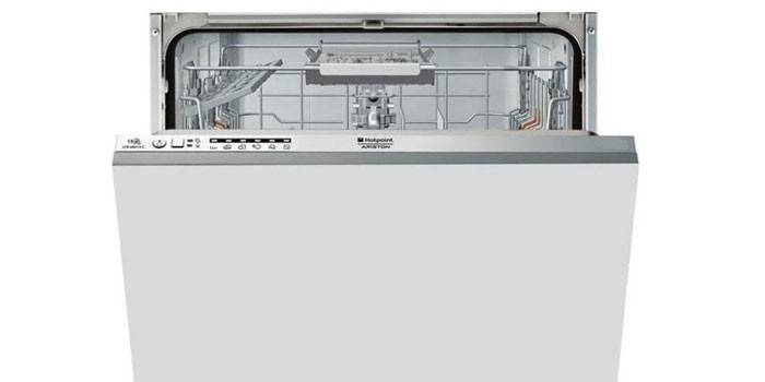 เครื่องล้างจานในตัวรุ่น Hotpoint-Ariston รุ่น LSTF 9M117 C