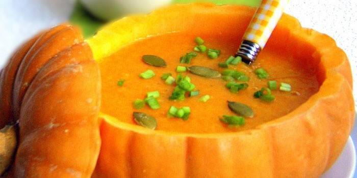 Kürbispüreesuppe