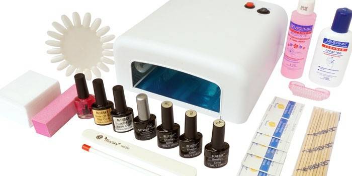 Set para aplicar goma laca en las uñas