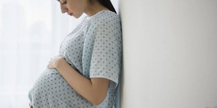 Gravid jente