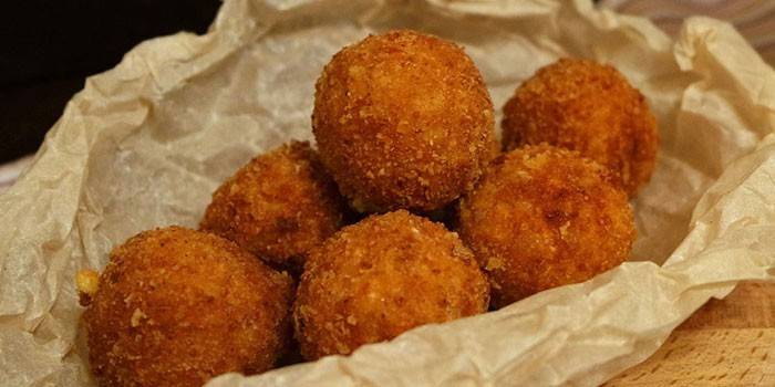 Deep Fried Cheese Balls