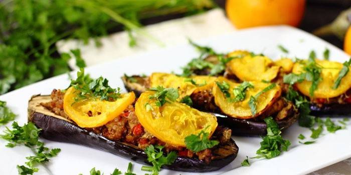 Aubergines farcies aux citrons salés