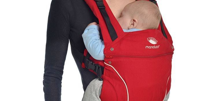 Manduca First Red Ergo Rucksack