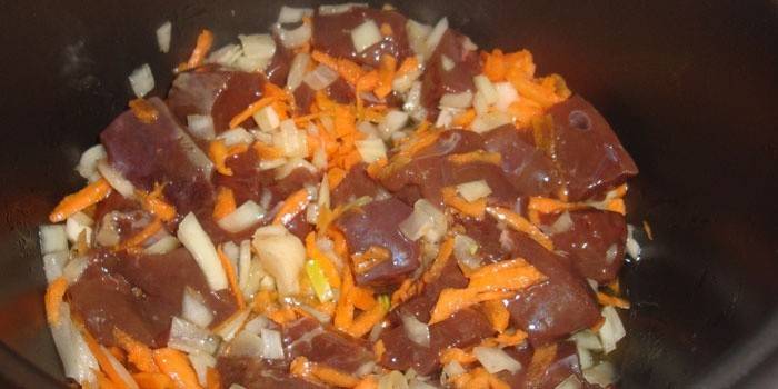 كبد البقر في طباخ بطيء