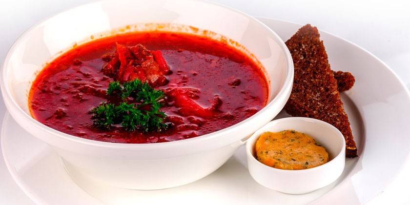 Borsch ด้วยเนื้อวัว