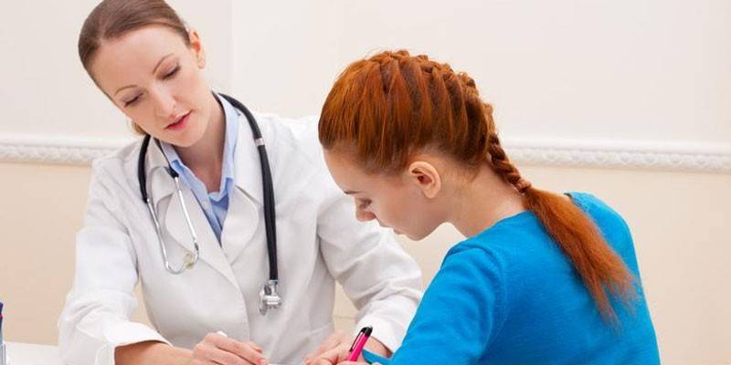 O médico faz recomendações sobre o uso de Vitaon