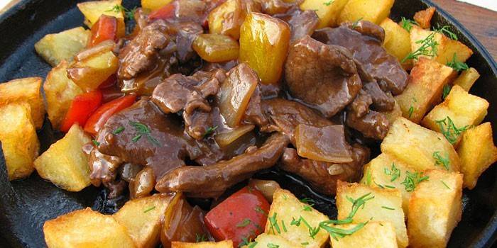 Carne com batatas