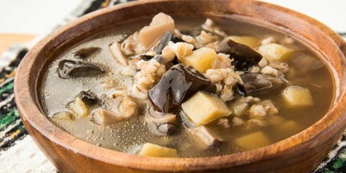 Soupe aux champignons et orge