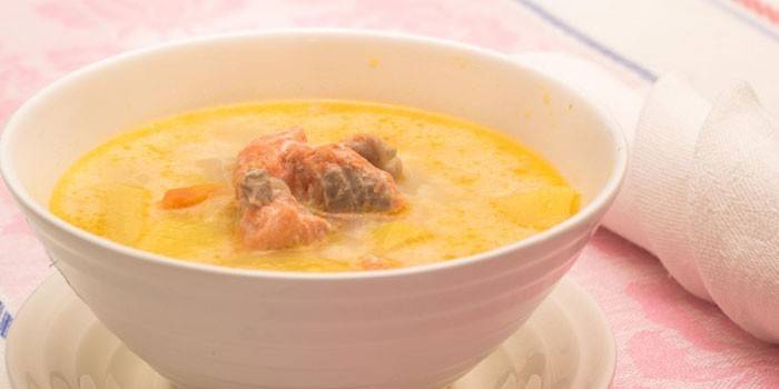 Súp cá hồi phô mai