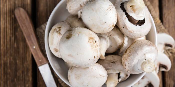 Champignons frais