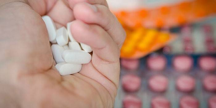 Medicinali nel palmo della tua mano