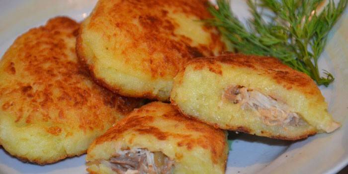 Batata assada zrazy com recheio de carne