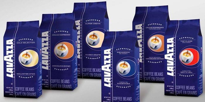 Confezionato in confezioni di chicchi di caffè italiani del marchio Lavazza