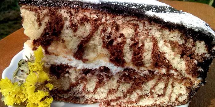 Striped cake