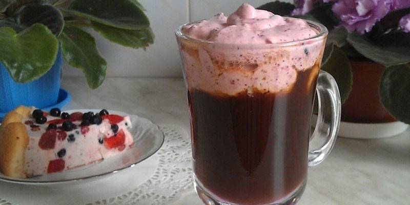 Coffee with ice cream and berries.