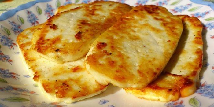 Ekmekli Peynirli Pankek