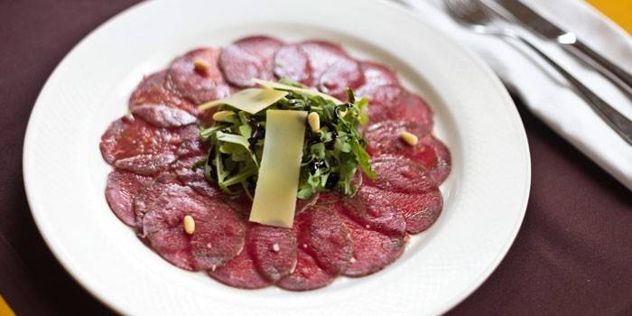 Peynirli ve Çam Fındıklı Dana Carpaccio
