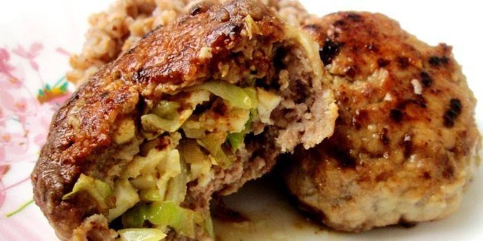Carne picada zrazy recheada com repolho