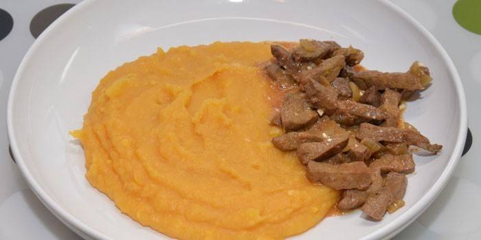 Hovädzie stroganoff