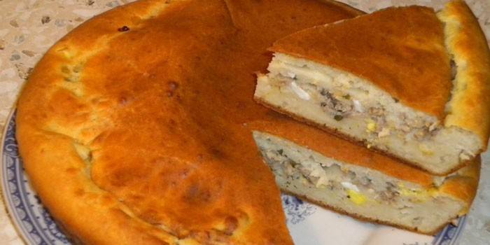 Kefir e torta de creme de leite com recheio salgado